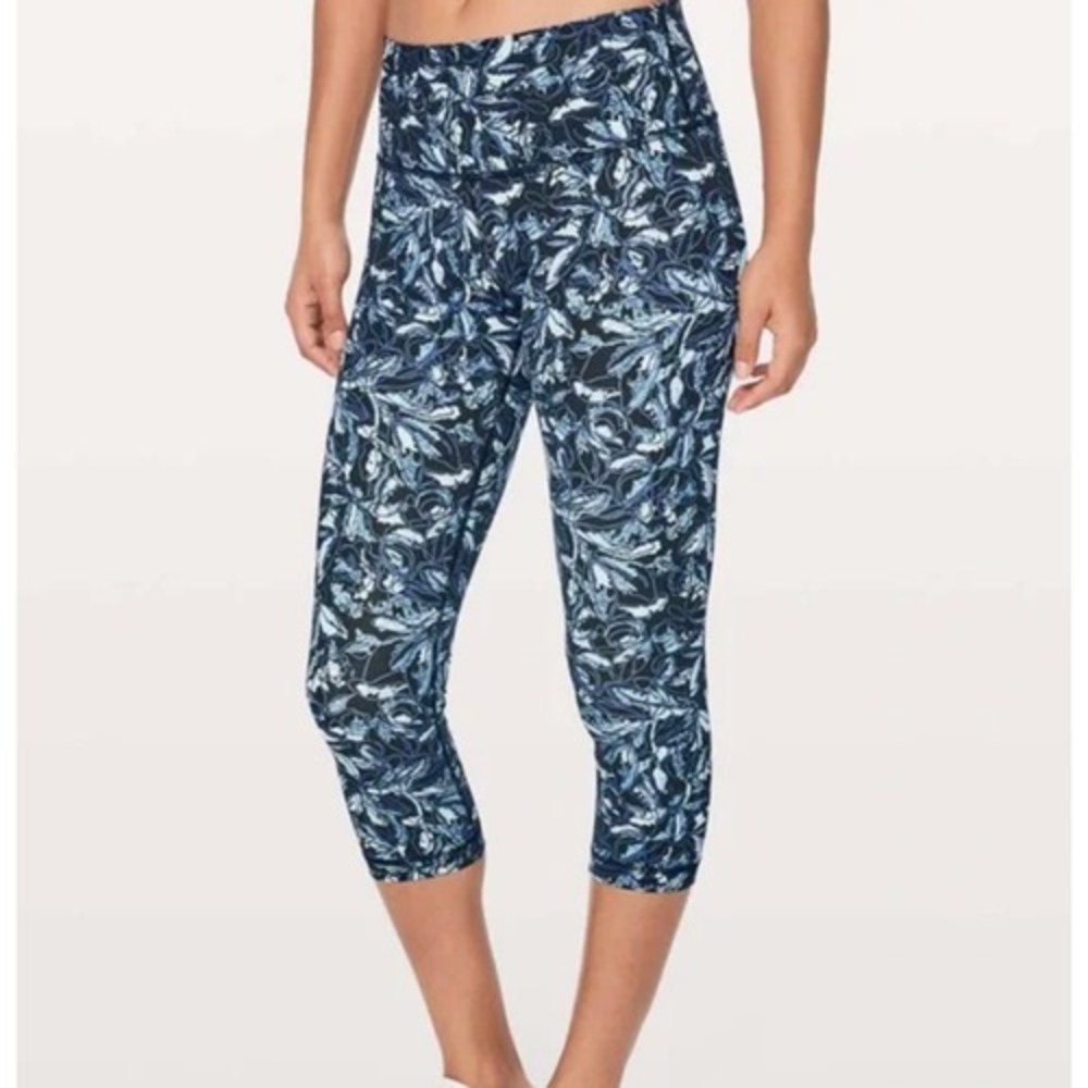 Lululemon Wunder Under Floral‎ Embellished Black Multi High Rise Crop Leggings 2